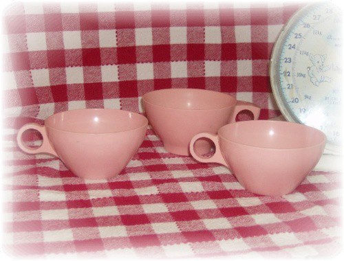 pink melmac cups