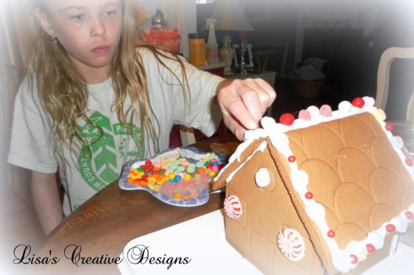 Buliding a Gingerbread House