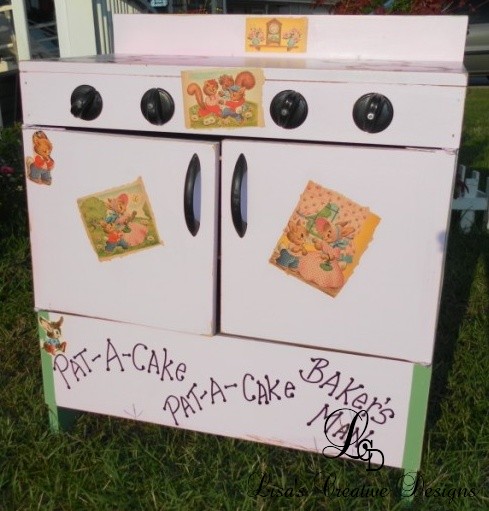 Before and After: A Vintage Shabby Chic Toy Stove Makeover