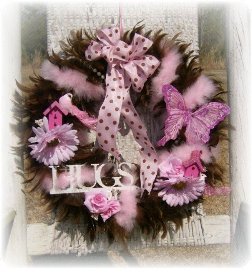 brown and pink feather wreath