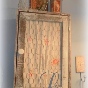 Crafting An Upcycled Medicine Cabinet