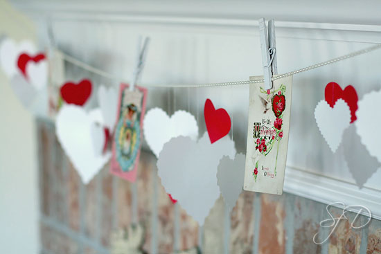 Details about   New Vintage Victorian Themed  Valentines Day Heart Garland Or Table Decoration