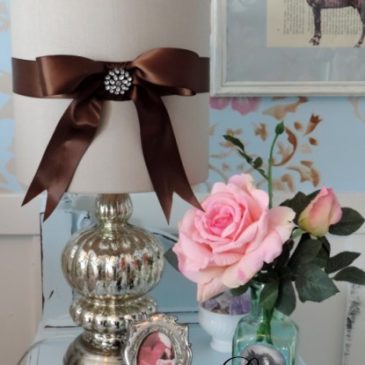 Quick and Easy Ways To Decorate A Plain Lampshade