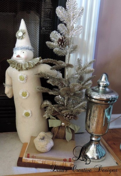 French Country Christmas Vignette