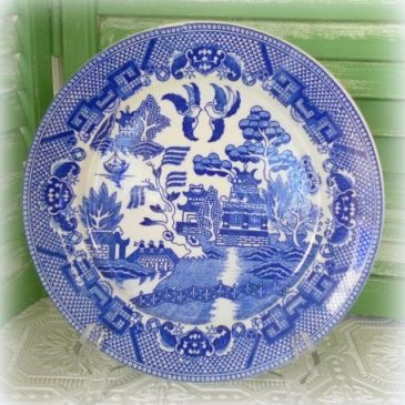 Churchill Blue Willow Transferware Plate