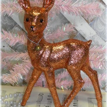 Shabby ‘n Chic Bronze Glittered Christmas Reindeer Vintage Style Figurine