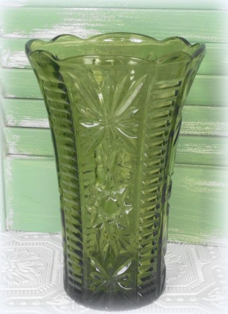 Vintage Green Anchor Hocking Star of David Flower Vase