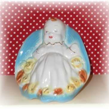 Vintage Hull Baby Bonnet Planter