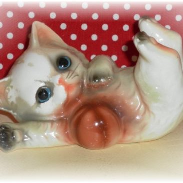 Vintage Japan Kitten Playing With Ball Figurine