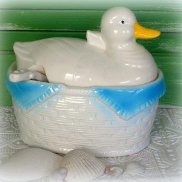 Vintage Japan Ceramic Duck Soup Tureen