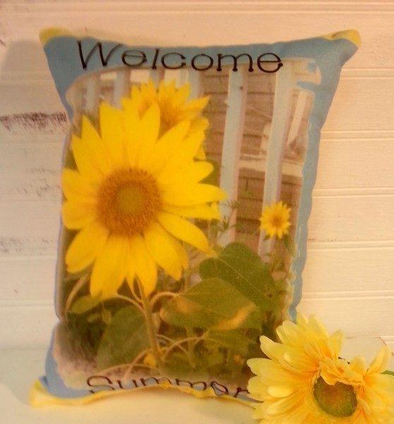 Welcome Summer Country Sunflower Pillow