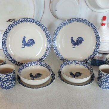 10 Pc. FolkCraft Spongeware Rooster Stoneware Dish Set By Tienshan
