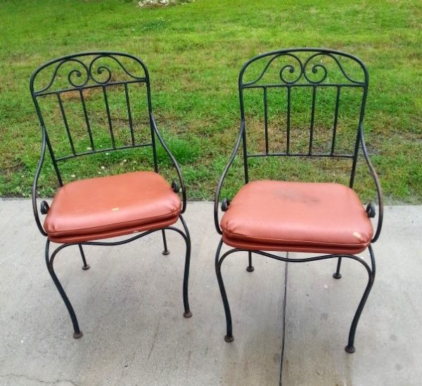 Thrift Store Outdoor Chairs Before Makeover