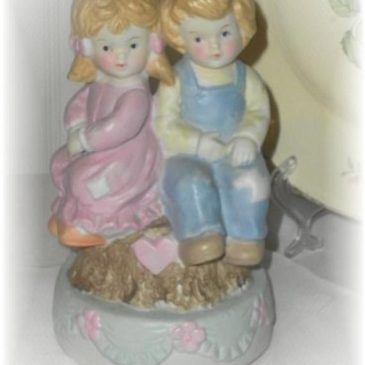 Vintage Collectible Boy and Girl Figurine