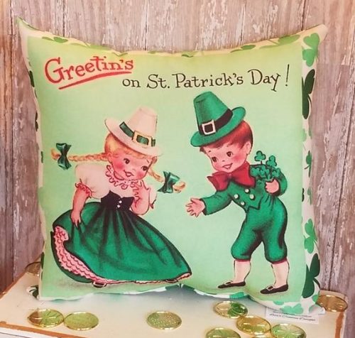 Handmade Retro Vintage Kitsch Greetin’s On St Patrick’s Day Pillow Custom Pretty Pillows