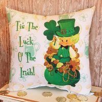 Handmade Retro Luck O’ The Irish St. Patrick’s Day Leprechaun Pillow Custom Pretty Pillows