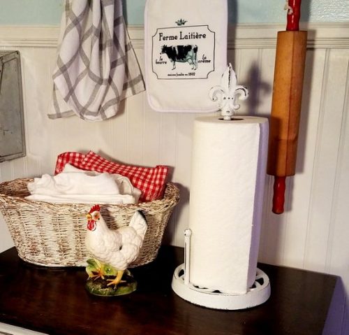 French Farmhouse Fleur de Lis Paper Towel Holder, White Distressed Painted Cast Iron, Shabby Chic French Kitchen Decor