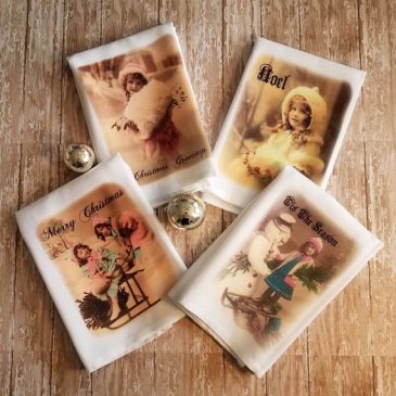 Beautiful Vintage Victorian Cloth Christmas Napkin Set