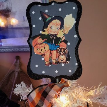 Retro Kitsch Girl Witch Halloween Tree Topper