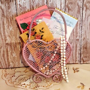 Pink Wire Heart Shaped Metal Basket
