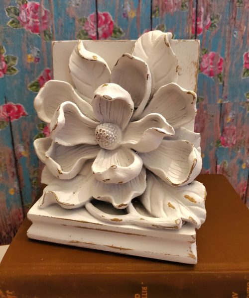 Beautiful Magnolia Flower Bookends Front