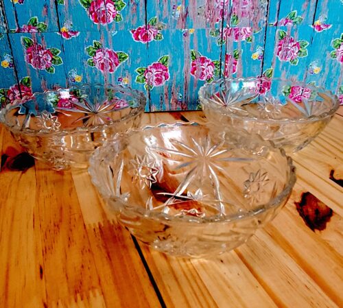 Vintage Early American Prescut Star of David Cereal Ice cream Dessert Bowls