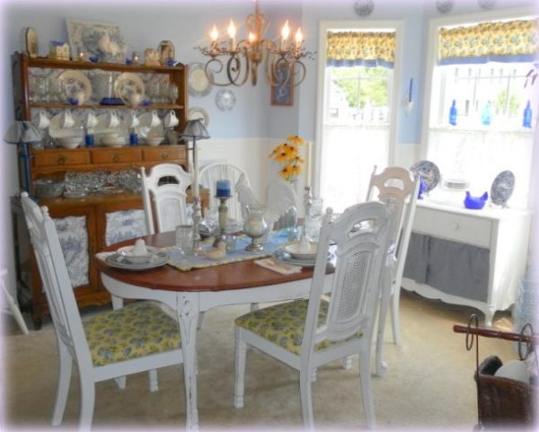 cottage style blue and white dining room
